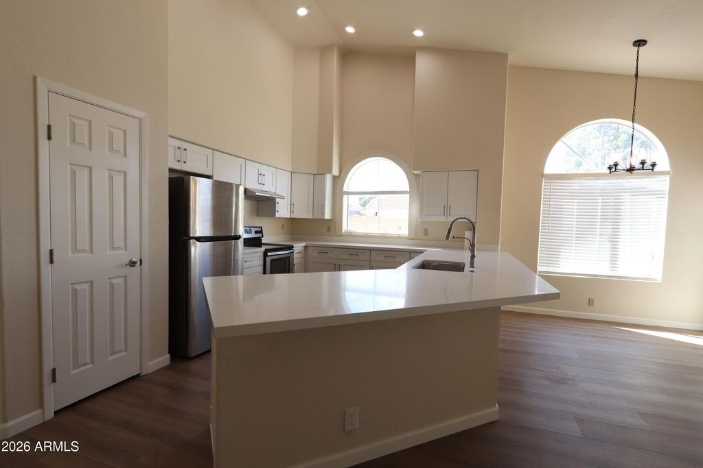 23802 N 39TH Lane, Glendale, AZ 85310 — photo 2
