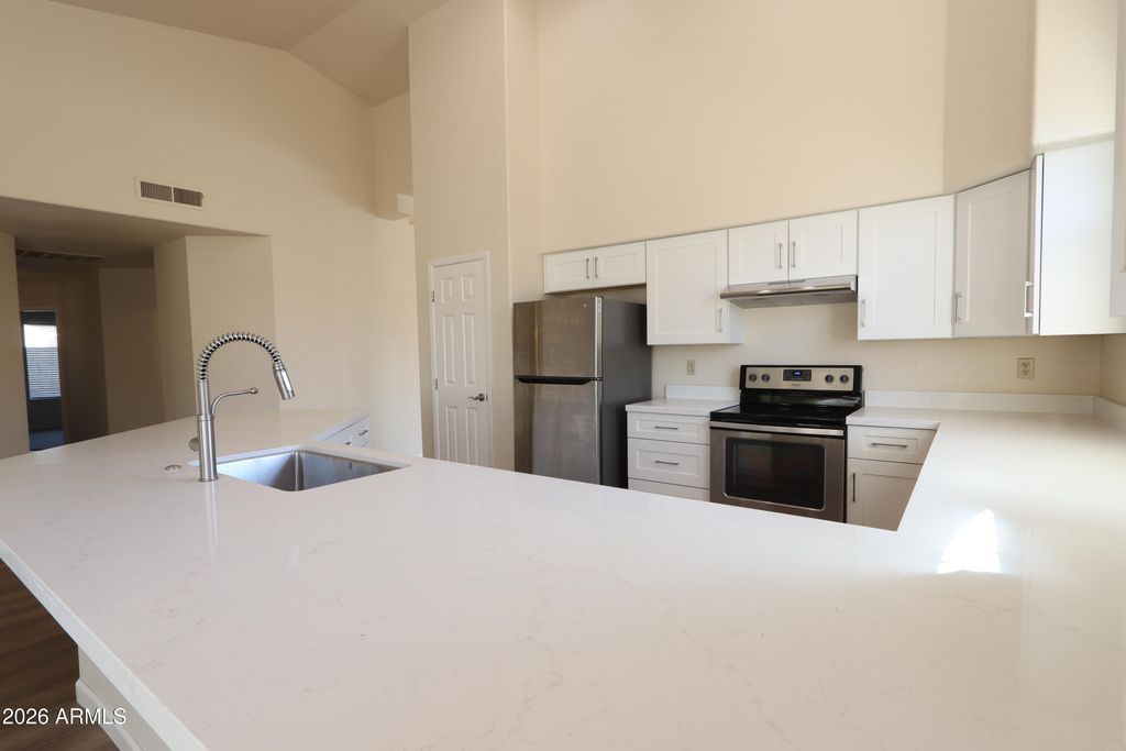 23802 N 39TH Lane, Glendale, AZ 85310 — photo 4