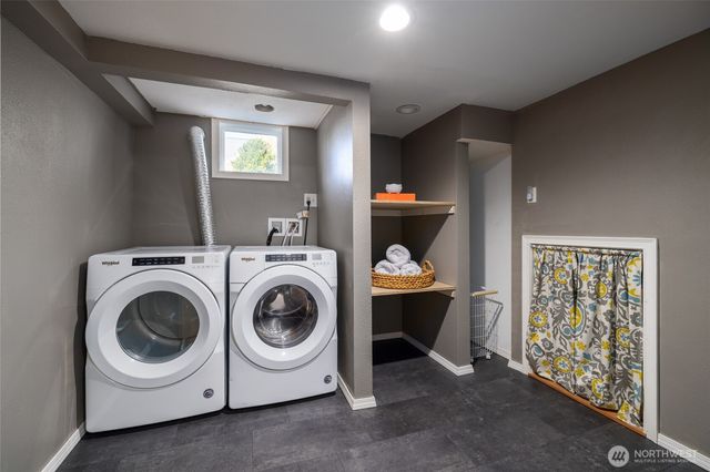 819 K Avenue, Anacortes, WA 98221