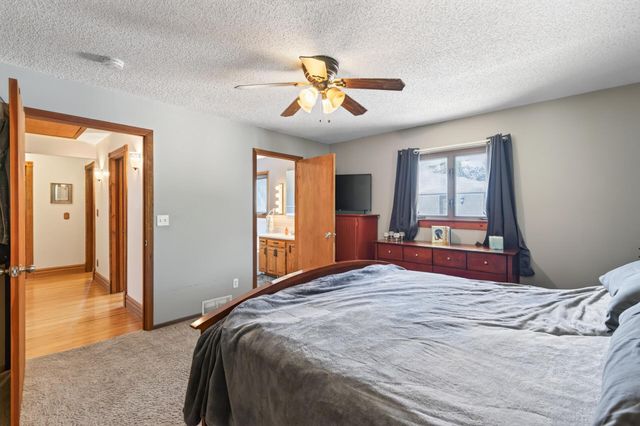 8088 Able Street NE, Spring Lake Park, MN 55432