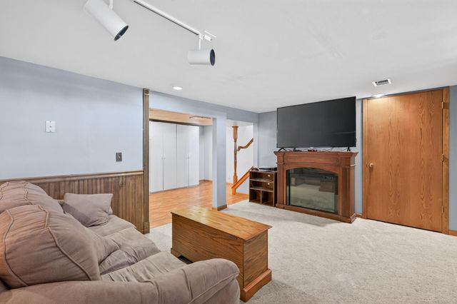 8088 Able Street NE, Spring Lake Park, MN 55432
