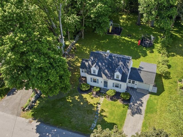 23 Kenilworth Rd, Shrewsbury, MA 01545