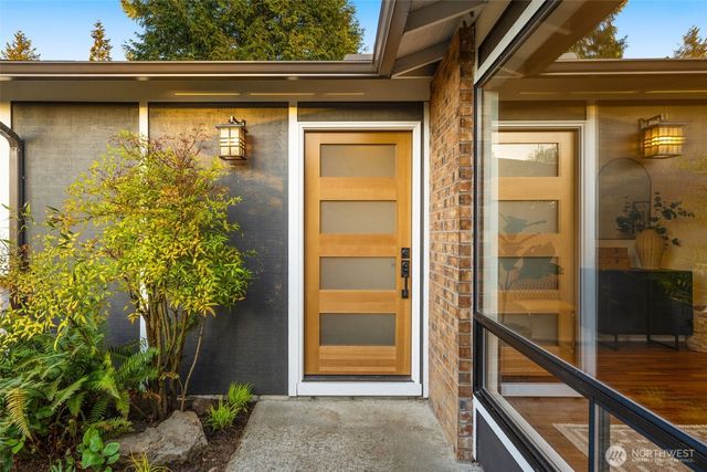 2001 SE 17th Court S, Renton, WA 98055