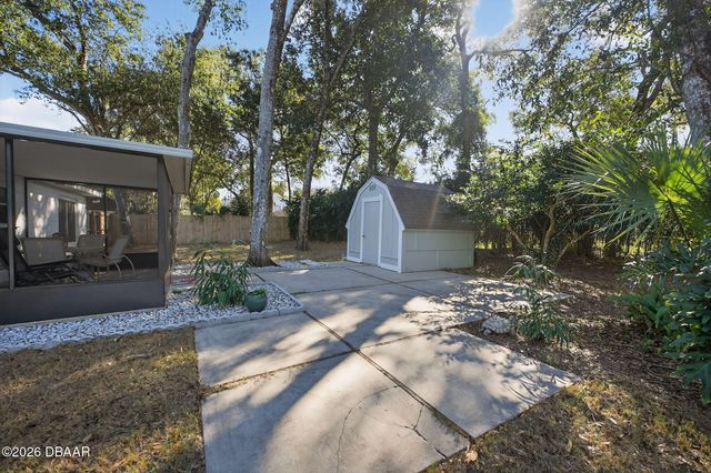 9 Brookside Circle, Ormond Beach, FL 32174