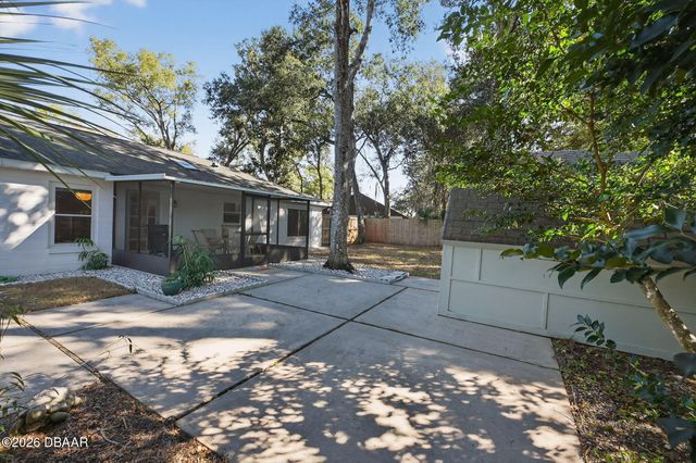 9 Brookside Circle, Ormond Beach, FL 32174