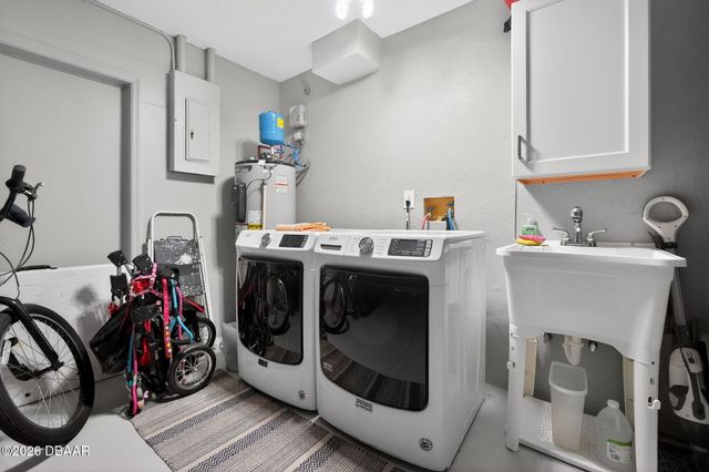 9 Brookside Circle, Ormond Beach, FL 32174