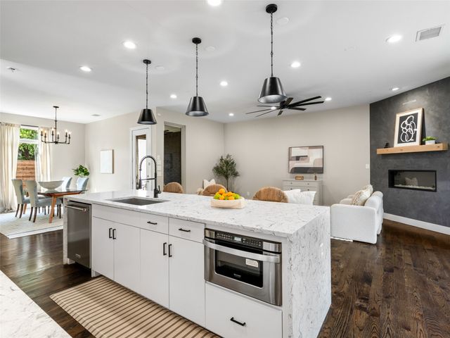 4625 Weldon Street, Dallas, TX 75204