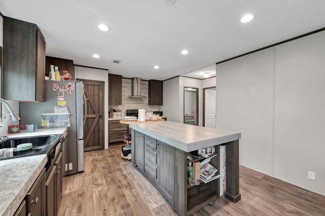 15835 Lowell, Montgomery, TX 77316