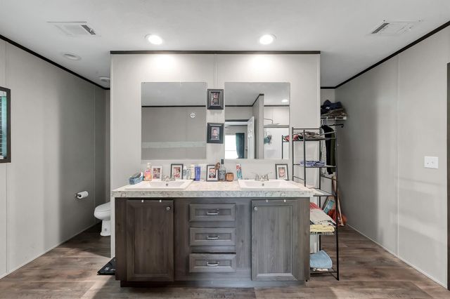 15835 Lowell, Montgomery, TX 77316