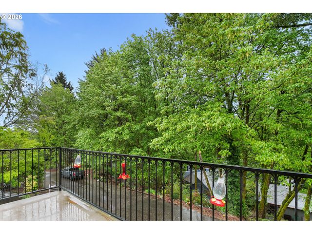 7632 Sw RUBY Ter, Portland, OR 97219