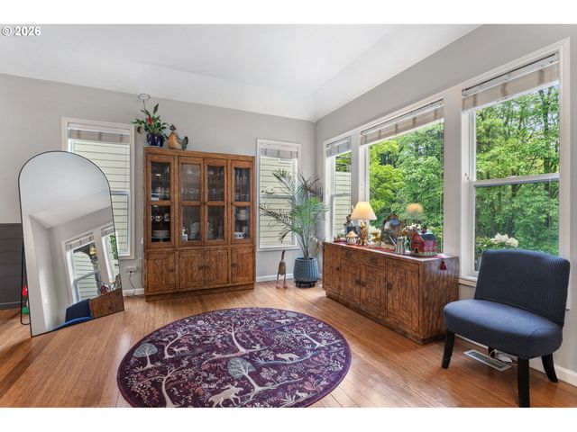 7632 Sw RUBY Ter, Portland, OR 97219