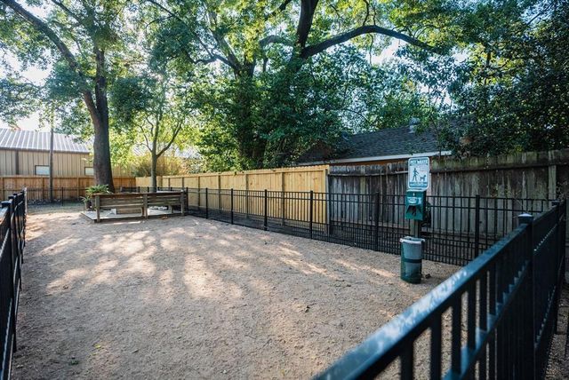 5001 Lamonte Lane 92, Houston, TX 77092