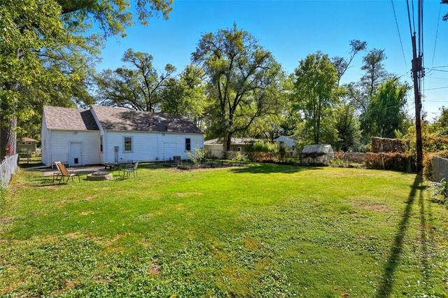 718 6th Avenue, Coralville, IA 52241