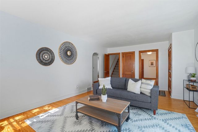 718 6th Avenue, Coralville, IA 52241