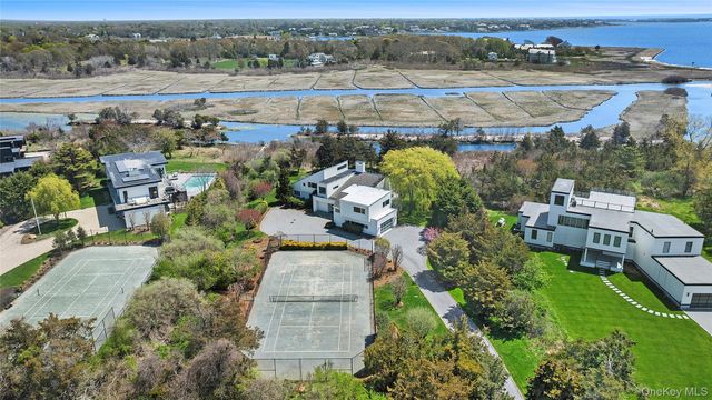 22 Tanners Neck Lane, Westhampton, NY 11977