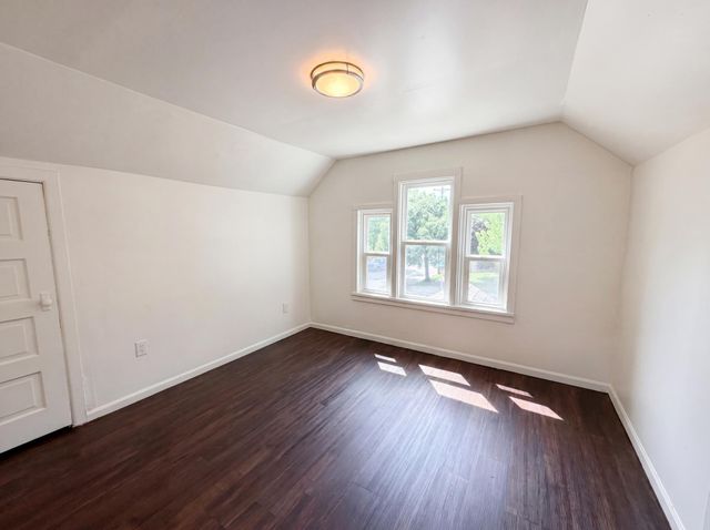 5200 Camden Avenue N, Minneapolis, MN 55430