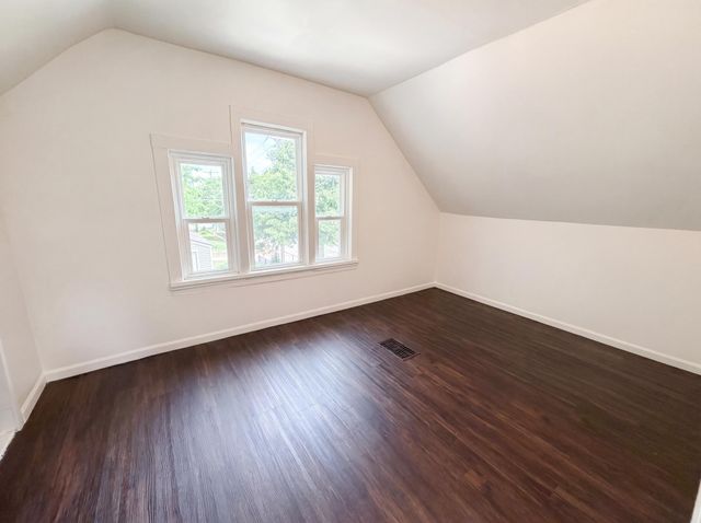5200 Camden Avenue N, Minneapolis, MN 55430