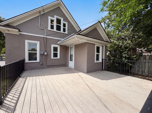 5200 Camden Avenue N, Minneapolis, MN 55430