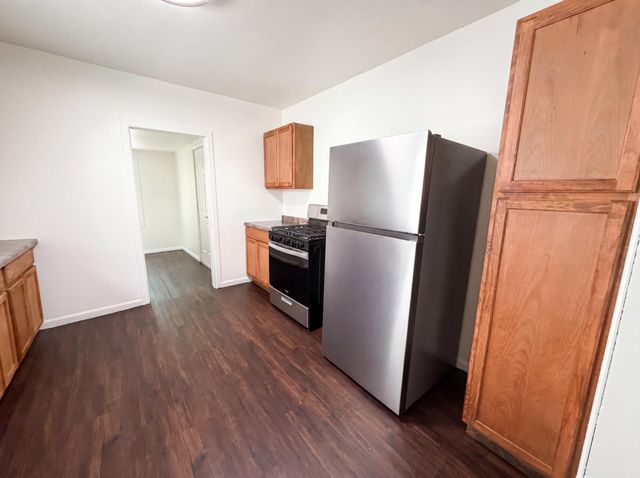 5200 Camden Avenue N, Minneapolis, MN 55430