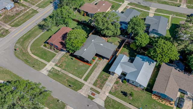 200 Cecilia Ct, St Augustine, FL 32086