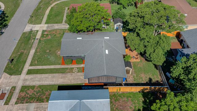 200 Cecilia Ct, St Augustine, FL 32086