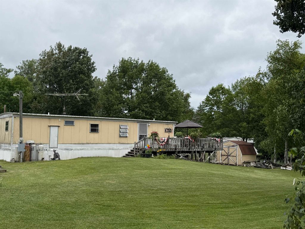 767 Hilo Road, Gladwin, MI 48624
