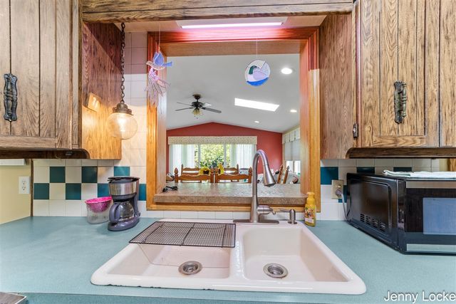 5073 Hillview Drive, Norton Shores, MI 49441