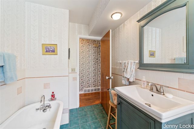 5073 Hillview Drive, Norton Shores, MI 49441