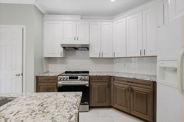 1090 Norfolk Green Circle, Chattanooga, TN 37421