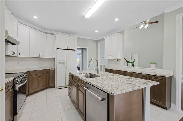 1090 Norfolk Green Circle, Chattanooga, TN 37421