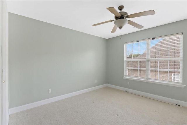 1090 Norfolk Green Circle, Chattanooga, TN 37421