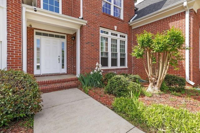 1090 Norfolk Green Circle, Chattanooga, TN 37421