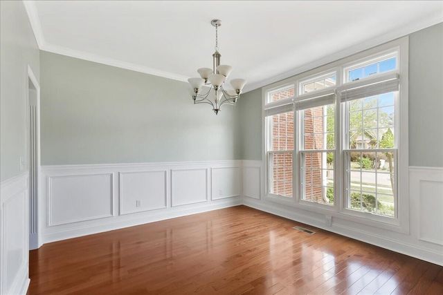 1090 Norfolk Green Circle, Chattanooga, TN 37421