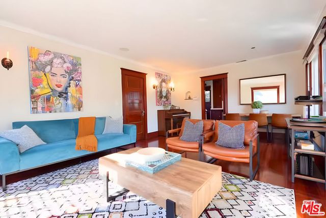 4253 Fountain Avenue, Los Angeles, CA 90029