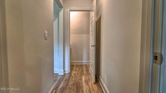 303 Castlewood Circle, Canton, MS 39046
