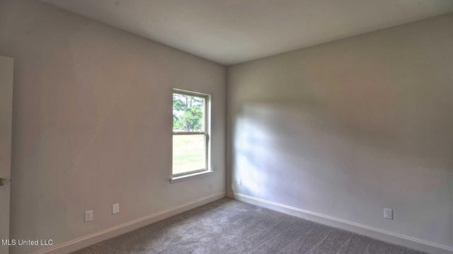303 Castlewood Circle, Canton, MS 39046
