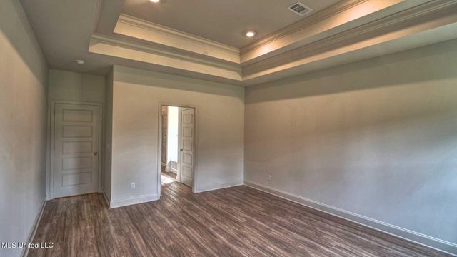 303 Castlewood Circle, Canton, MS 39046