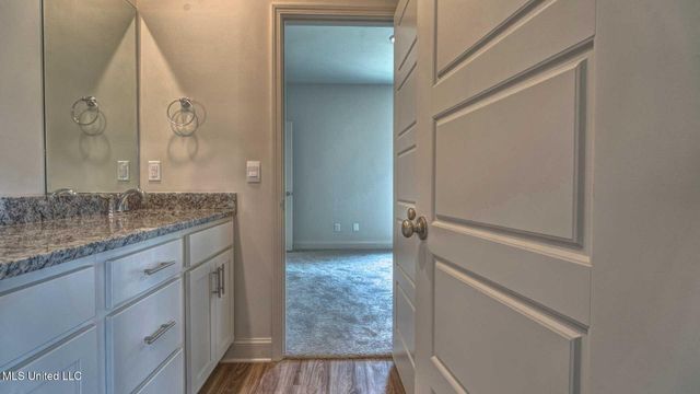 303 Castlewood Circle, Canton, MS 39046