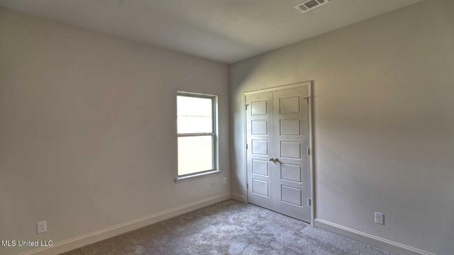 303 Castlewood Circle, Canton, MS 39046