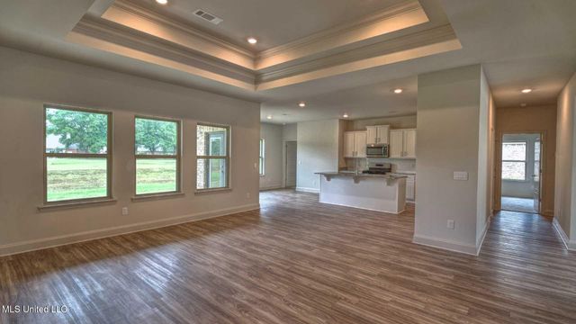 303 Castlewood Circle, Canton, MS 39046