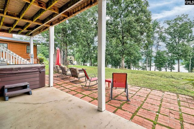 117 Peninsula Court, Prosperity, SC 29127