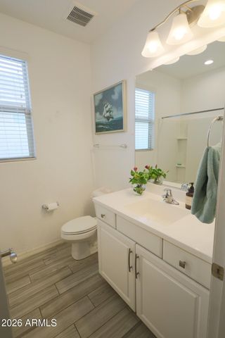 2318 E HARWELL Road, Phoenix, AZ 85042