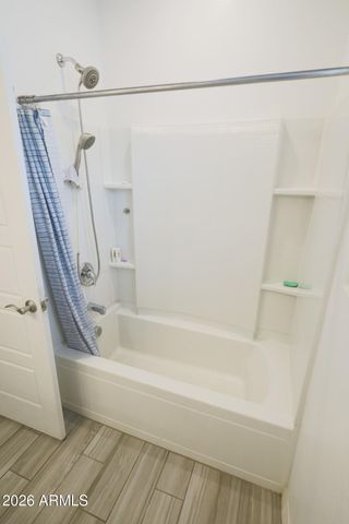 2318 E HARWELL Road, Phoenix, AZ 85042