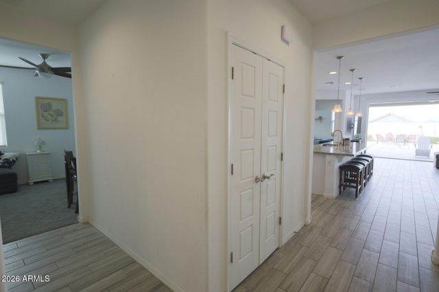 2318 E HARWELL Road, Phoenix, AZ 85042