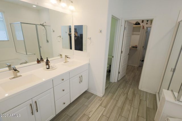 2318 E HARWELL Road, Phoenix, AZ 85042