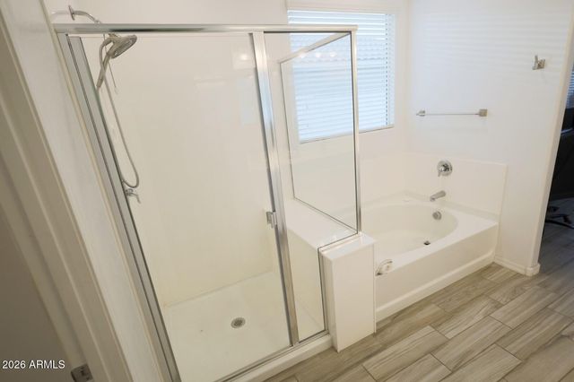 2318 E HARWELL Road, Phoenix, AZ 85042