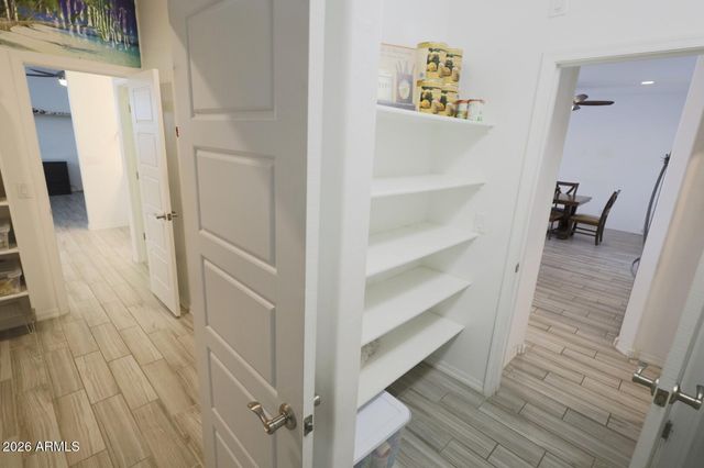 2318 E HARWELL Road, Phoenix, AZ 85042