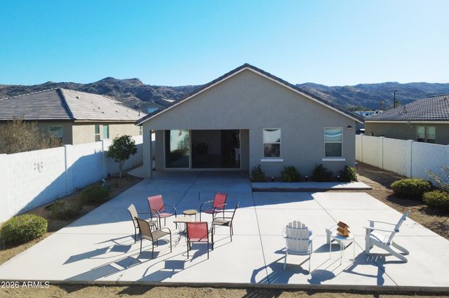 2318 E HARWELL Road, Phoenix, AZ 85042