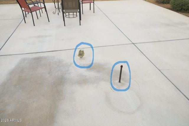 2318 E HARWELL Road, Phoenix, AZ 85042