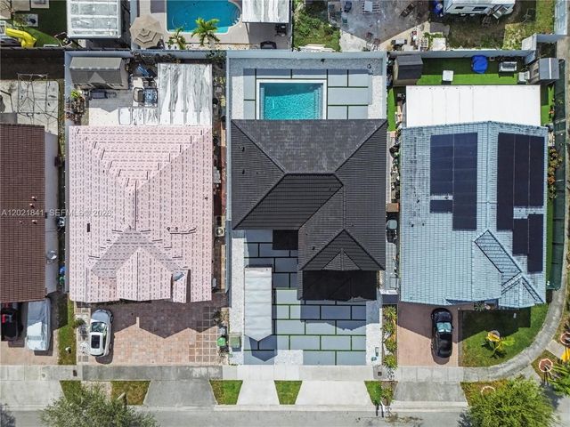 15486 SW 23rd Ln, Miami, FL 33185